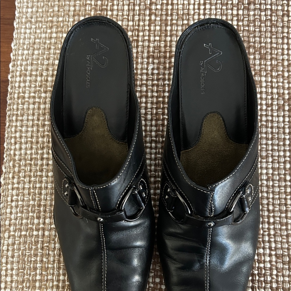 A2 By Aerosoles Leather Black Mules with Buckle Detail - size 10 - Picture 5 of 7